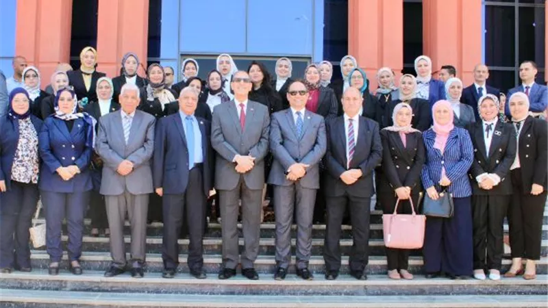 عباس يفتتح مجمع النيابات الإدارية بمدينة بني سويف الجديدة