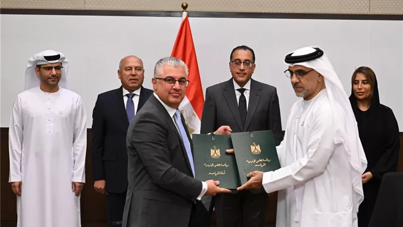 مدبولى يشهد مراسم توقيع عقد تطوير السفن السياحية بالموانئ