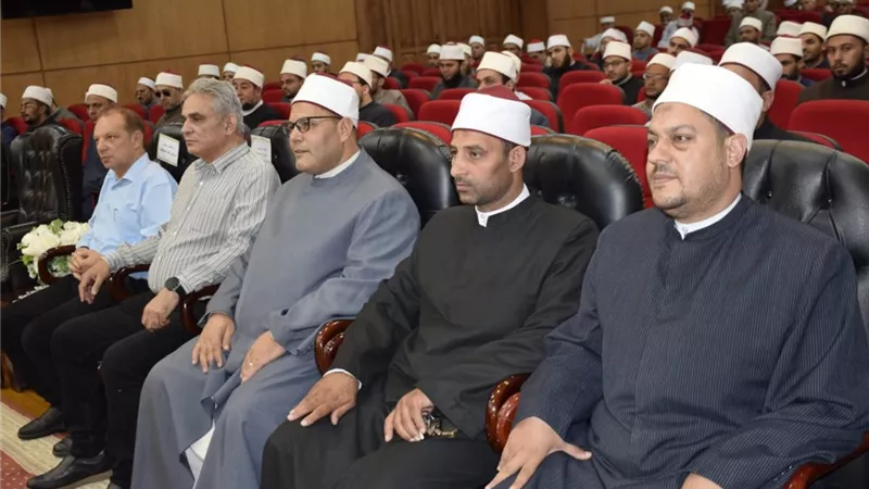 الغضبان يلتقي أئمة المساجد ببورسعيد ويهنئهم بعيد الاضحى