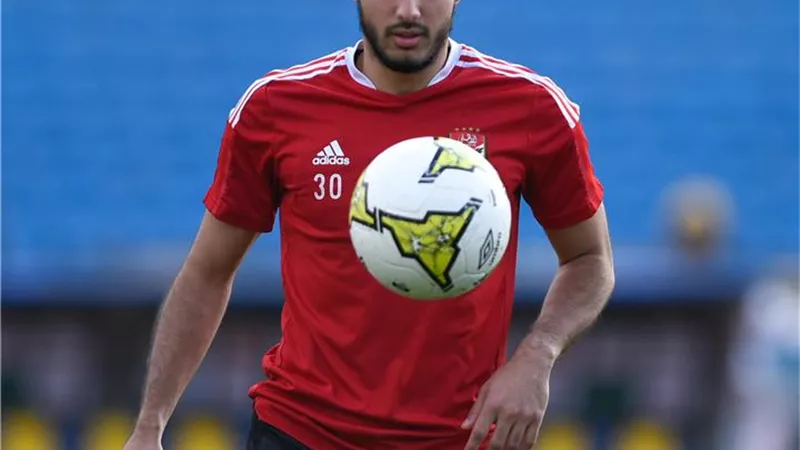 بحضور صلاح ونجوم الأهلى والمنتخب .. محمد هانى يحتفل بزفافه - صور