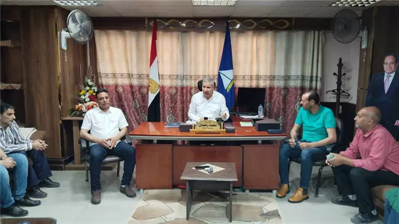مدير تعليم دمياط تقليص الفترة المسائية وتخفيض الكثافات بالمدارس