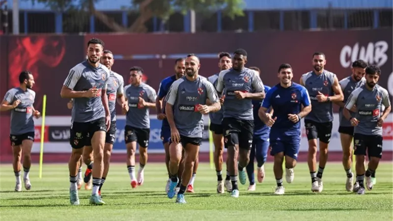 لاعبو الأهلي الدوليين يشاركون في المران الختامي لمواجهة فاركو