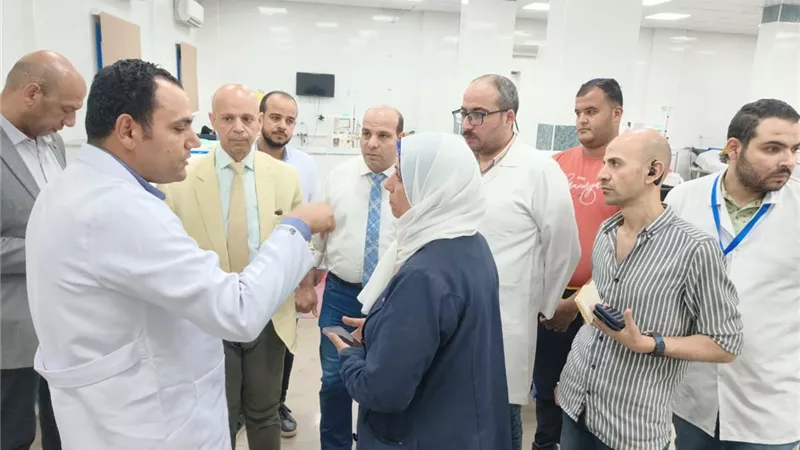 مسعود يتابع التشغيل التجريبي لوحدة تفتيت الحصوات بمستشفى كفر صقر