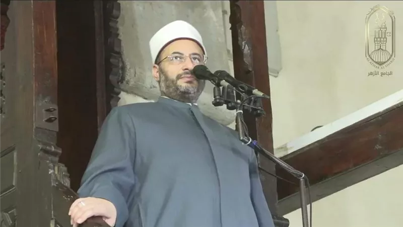 خطيب الجامع الأزهر: الحج مناقض للتقسيمات يجمع الأمة ويعيد ربطها