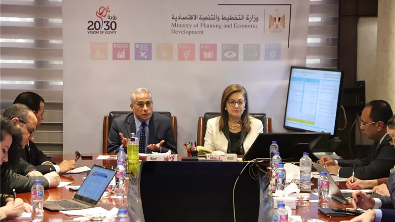 وزيرة التخطيط تبحث الملفات المشتركة وآليات تطبيق الحد الأدنى للأجور مع وزير العمل