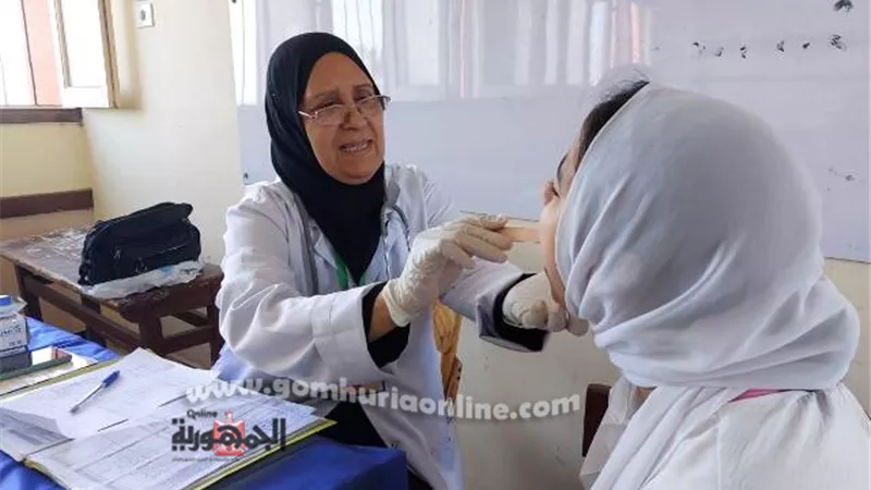 صحة دمياط تواصل برنامج القوافل الطبية المجانية