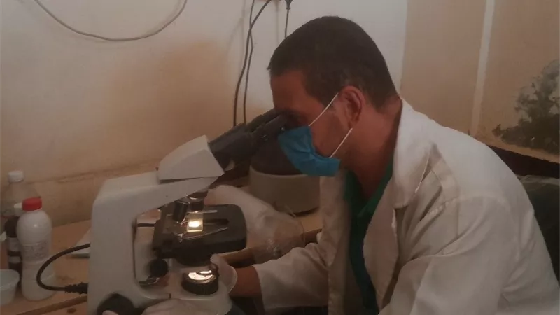 علاج 901 حالة في قافلة طبية بمركز الفشن ببني سويف
