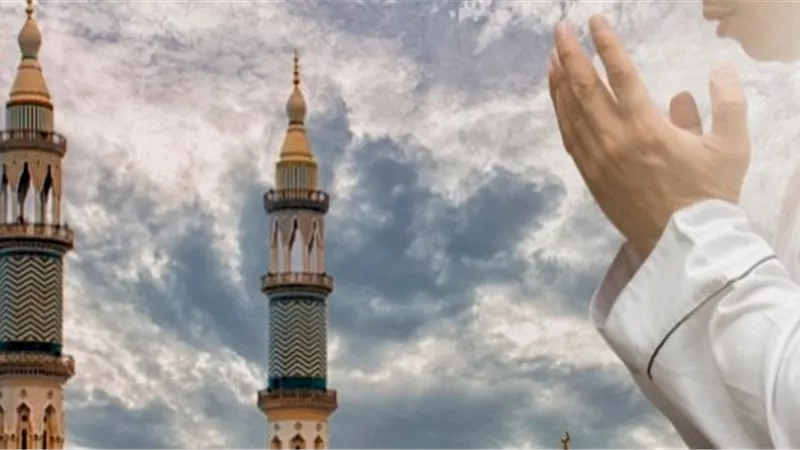 اللهم أعد علينا الأعياد باليُمن والبركات واكتبُنا من العتقاء