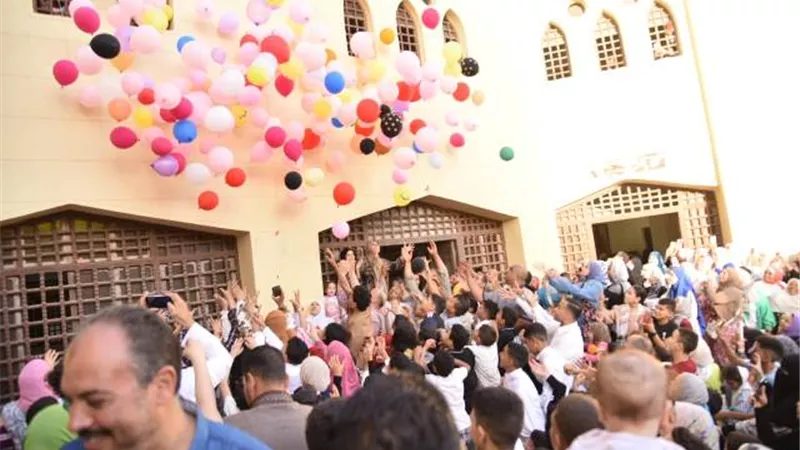 محافظ مطروح يستقبل المهنئين من القيادات التنفيذية والشعبية