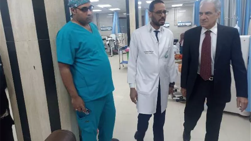 نائب رئيس جامعة أسوان يتفقد المستشفي الجامعي اول ايام عيد الأضحى