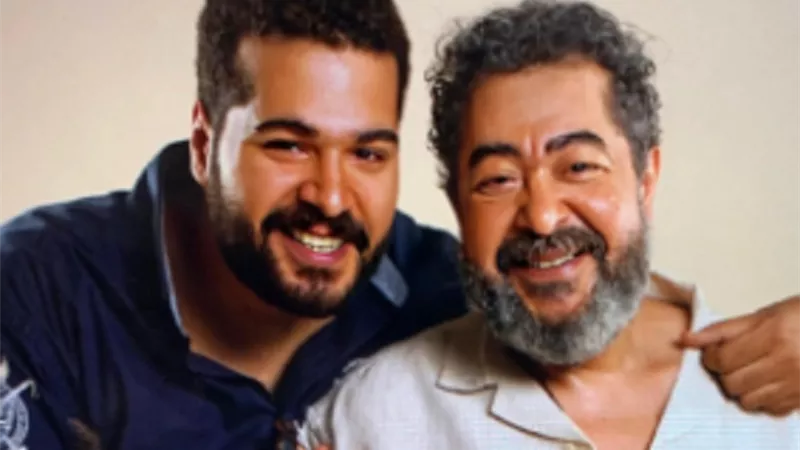 نجل طارق عبد العزيز يرثي والده فى اول عيد أضحى بدونه