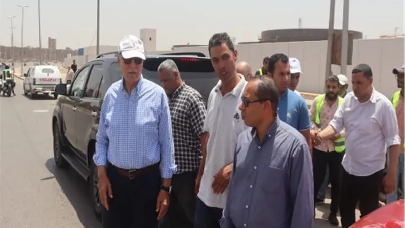 محافظ القليوبية يشهد إزالة مخالفتين في أجهور الكبرى بطوخ