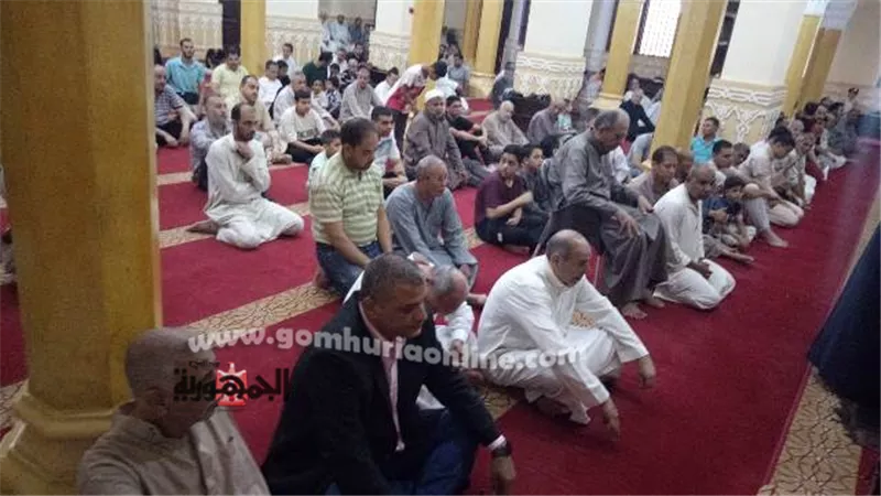 رئيس مدينة أشمون يؤدي صلاة عيد الأضحى بمسجد البرعي