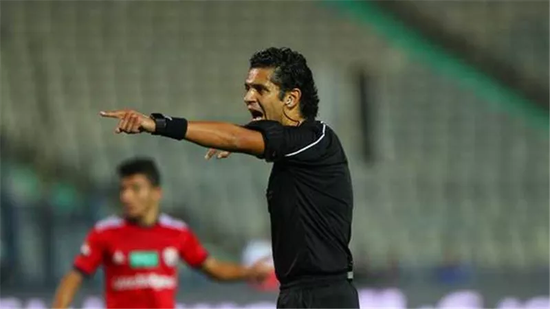 الغندور حكماً لمباراة الزمالك والمصري في الدوري