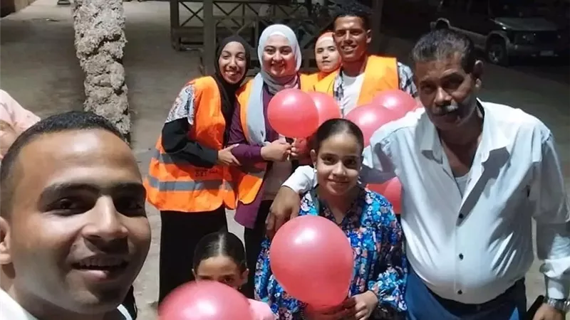 رئيس برلمان شباب البحر الأحمر يشارك أهالي القصير ف إحتفالات العيد