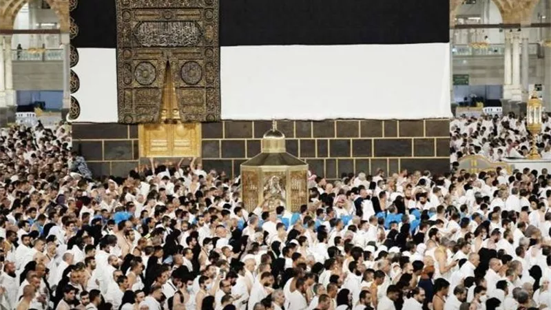 850 ألف حاج يؤدون طواف الإفاضة أول أيام الأضحى