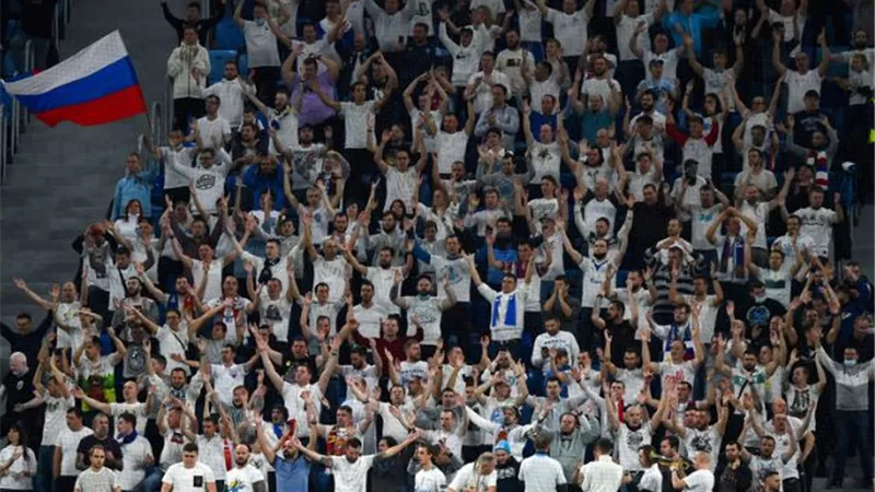 يورو 2024.. الاتحاد الأوروبي يلاحق الأعلام الروسية في المدرجات