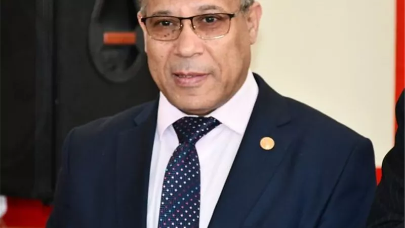 بدء إعلان نتائج كليتي التجارة والمصرية الصينية بجامعة القناة