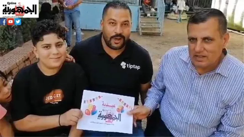 آدم يشارك فى مسابقة 