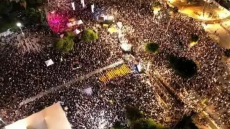 تظاهر آلاف من الإسرائيليين أمام الكنيست يطالبون بانتخابات جديدة