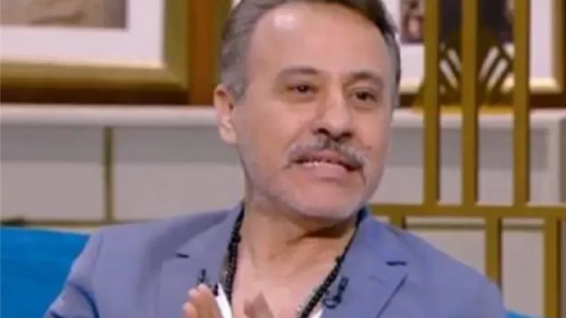 اول عيدية 150 جنيها .. إيهاب فهمي يكشف تفاصيل عن طفولته