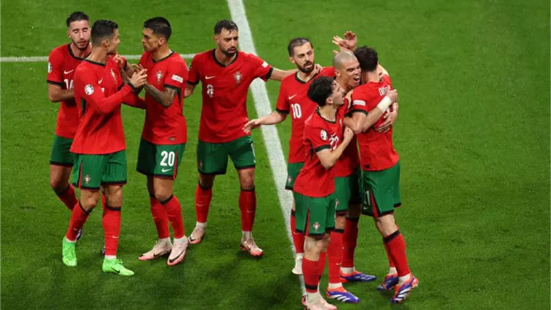 فيتينيا رجل مباراة البرتغال والتشيك في كأس أمم أوروبا