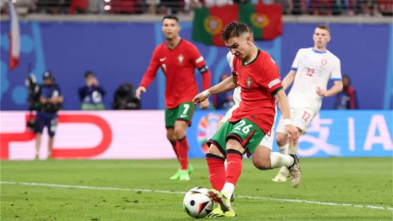 شاهد ملخص وأهداف فوز البرتغال القاتل علي التشيك في يورو 2024