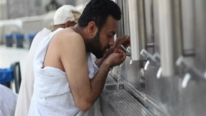 دعاء شرب ماء زمزم
