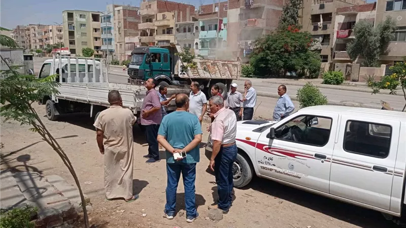 جهاز العاشر من رمضان يتصدى للبناء غير المشروع في إجازة العيد