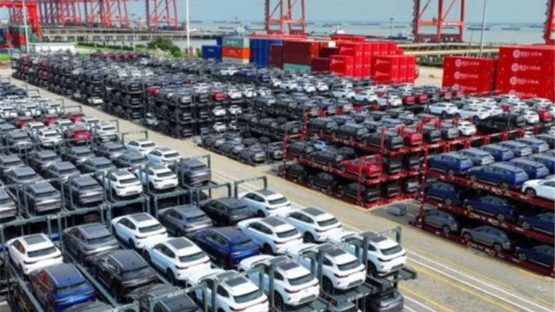 ضعف الين يدفع صادرات اليابان إلى النمو بأكبر قدر منذ 2022