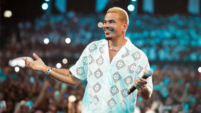 عمرو دياب : أحترم جمهوري ولا أملك غيره منذ ٣٥ عاما