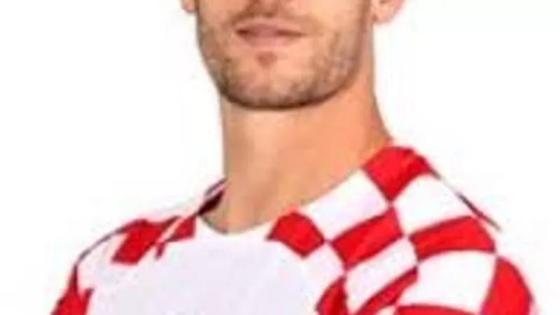 رجل مباراة كرواتيا وألبانيا فى يورو 2024
