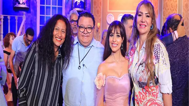 رنا سماحة: سعيدة بنجاح مسرحية العيال فهمت.. حضور كامل العدد