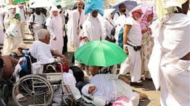 يعد موت حُجاج بسبب ارتفاع الحرارة ما حكم من مات منهم وعليه دين