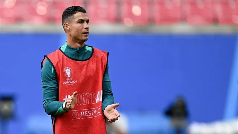 رونالدو يسعى لتحطيم رقم تاريخي في 