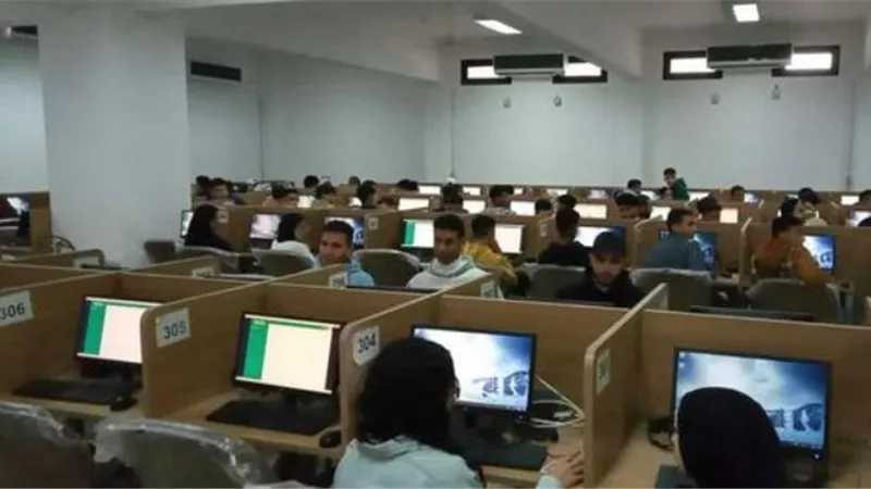 إجراء الاختبارات إلكترونياً ب 147 مقرر في جامعة القناة