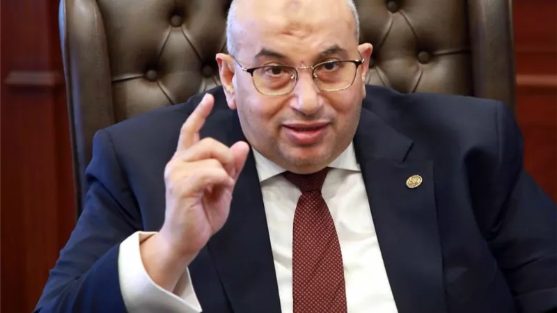 خبراء الضرائب نؤيد عدم إلغاء إعفاء السلع الأساسية من ضريبة القيمة المضافة