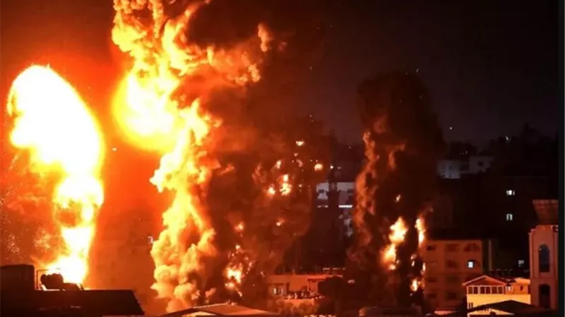 إصابات وأضرار كبيرة في غارة إسرائيلية على مدينة غزة القديمة