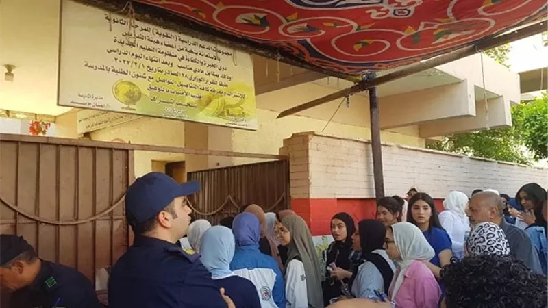 56 الف و300 طالب وطالبة يؤدون امتحانات اللغة العربية بالدقهلية