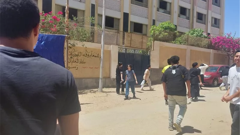 انقسام بين طلاب القاهرة حول امتحان العربي للثانوية العامة