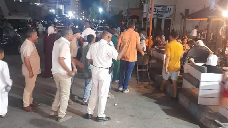 حملة لرفع الإشغالات المخالفة بمرسي مطروح
