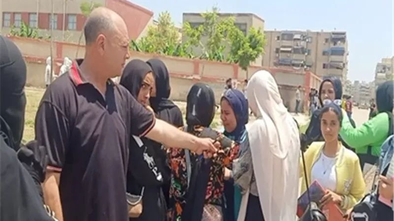 بالفيديو..طالبات الثانوية العامة ببورسعيد: النحو صعب والوقت غير كاف