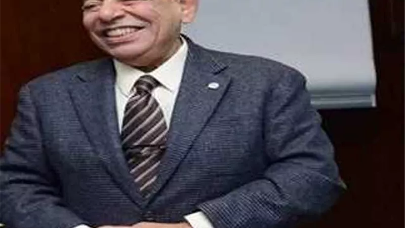 مستشار مجلس الإدارة لـ 