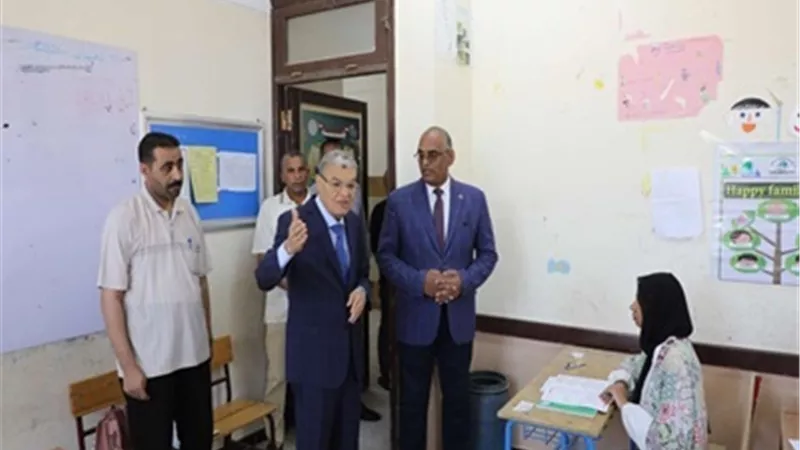 طلاب الثانوية العامة بالمنيا: امتحان العربي فى مستوى الطالب المتوسط