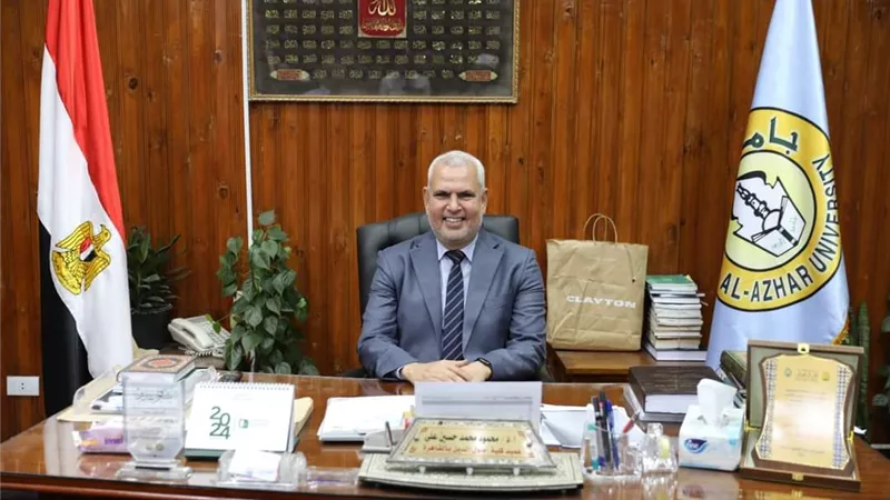 انطلاق فعاليات الدورة التدريبية حول أدب البحث والمناظرة