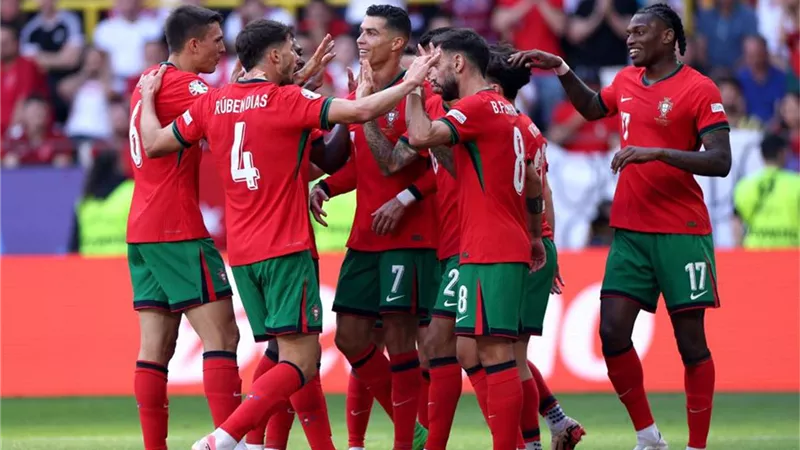 البرتغال تعبر تركيا بثلاثية وتتأهل الي دور الـ 16 في يورو 2024