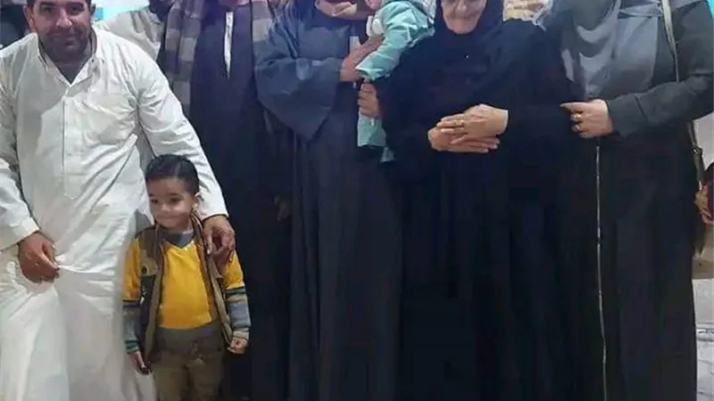 عائدين من فرح ..مصرع 5 أشخاص من أسرة واحدة بالإسماعيلية في حادث