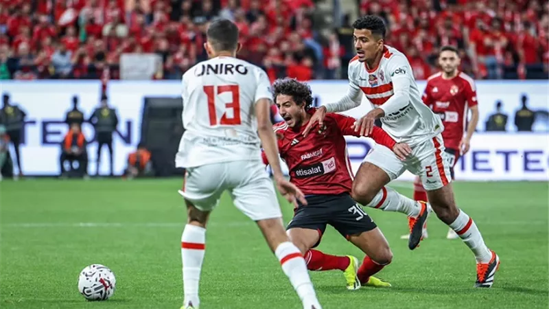 بالاسماء.. اتحاد الكرة يعلن حكام مباراة القمة