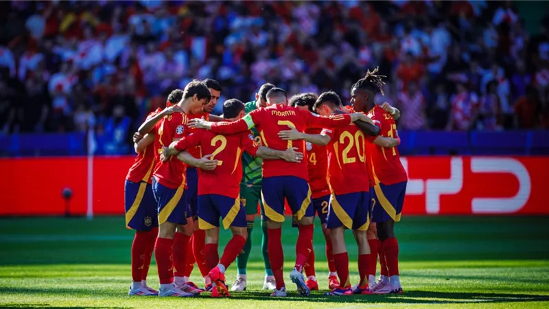 الإصابات والإيقاف تلاحق ثلاثي منتخب إسبانيا في يورو