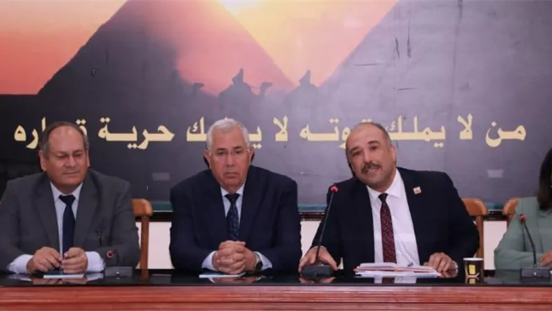 وزير الزراعة: أهمية التوسع في انتاج التقاوي المعتمدة